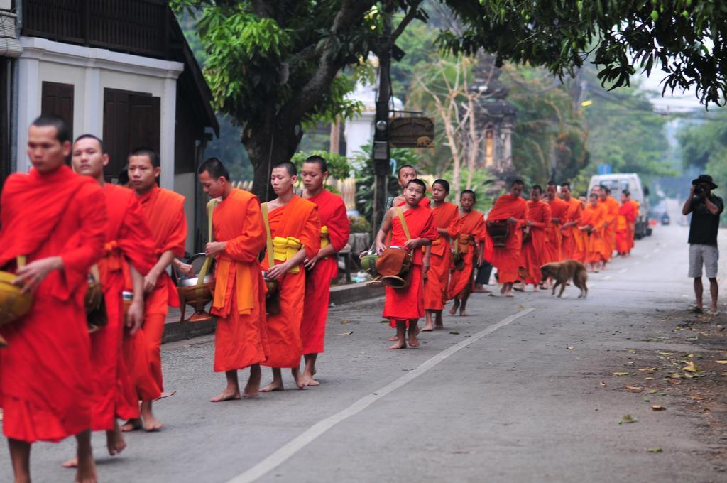 Wisdom laos hotel Luang Prabang Exterior foto