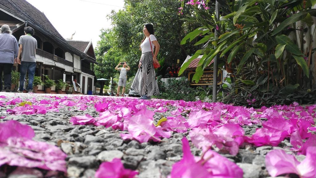 Wisdom laos hotel Luang Prabang Exterior foto