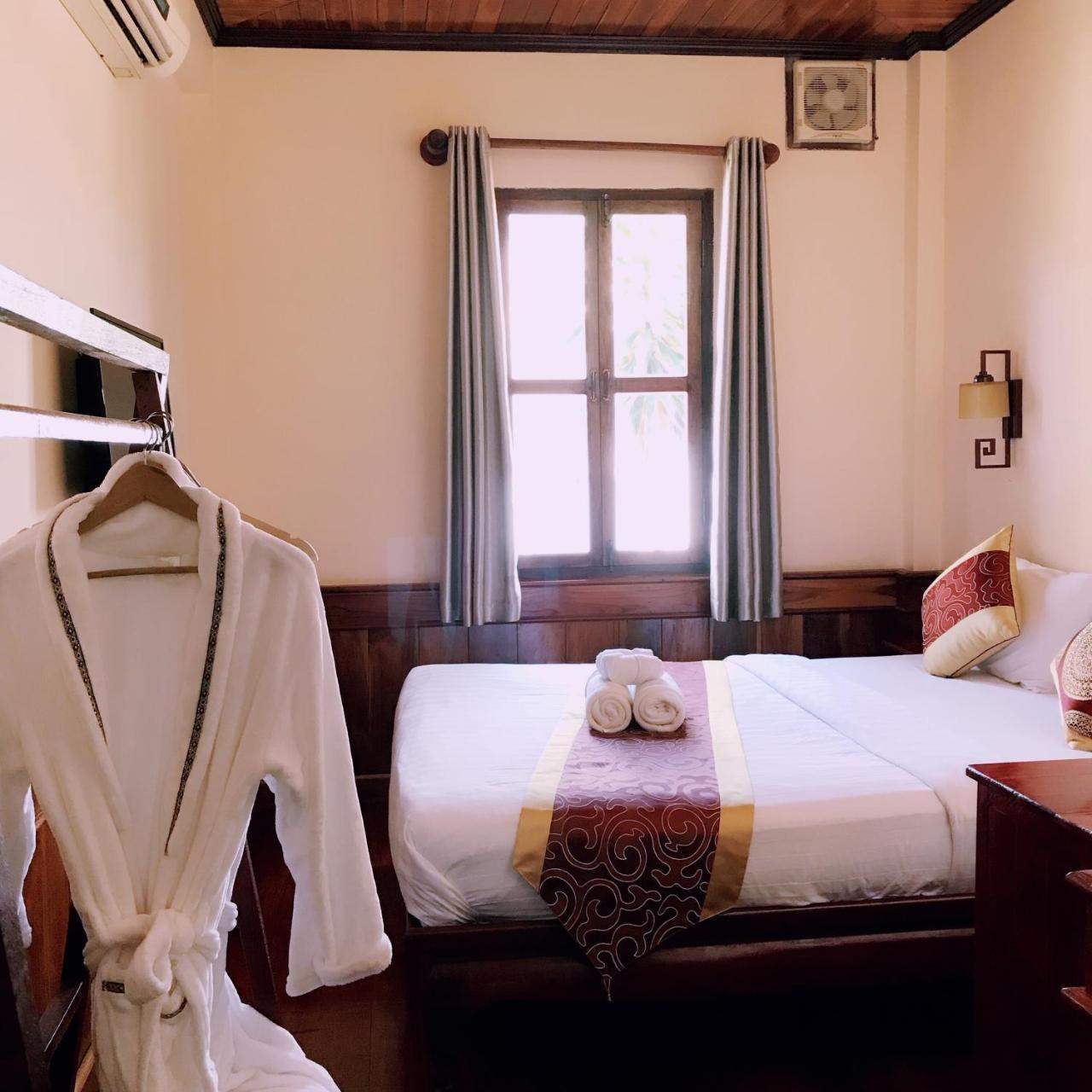 Wisdom laos hotel Luang Prabang Exterior foto